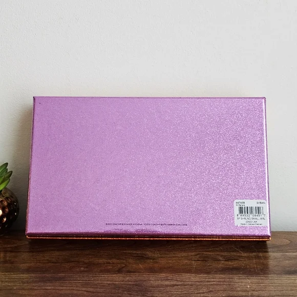 Vintage NWT Coach Shearling Small Wristlet in Banana Yellow With Pom Pom - Picture 4 of 16